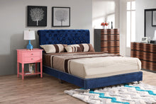Load image into Gallery viewer, Elegant Transitional Upholstered Bed
