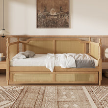 Load image into Gallery viewer, Traditional Style Daybed With Trundle