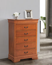 Load image into Gallery viewer, Louis Phillipe - Traditional Style Storage Chest Elegant