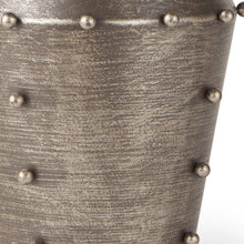 Load image into Gallery viewer, Table Vase - Silver