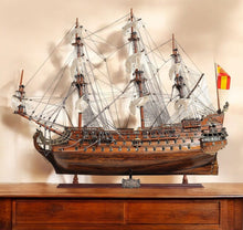 Load image into Gallery viewer, Sailboat Model With Chrome Fittings - Brass