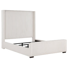 Load image into Gallery viewer, Ian - Upholstered Bed