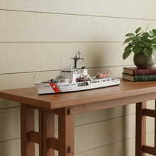 Load image into Gallery viewer, Hand Painted Model Boat (624525) - White
