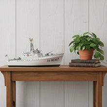 Load image into Gallery viewer, Hand Painted Model Boat (624587) - White