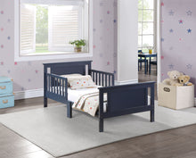 Load image into Gallery viewer, Connelly - Reversible Panel Toddler Bed