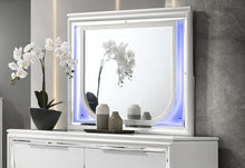 Load image into Gallery viewer, Tarian - Mirror With LED - White