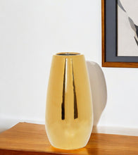 Load image into Gallery viewer, Oval Table Vase (569259) - Gold