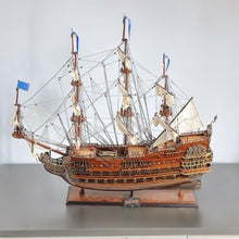 Load image into Gallery viewer, Hand Painted Solei Royal Medium Model Boat - Brown