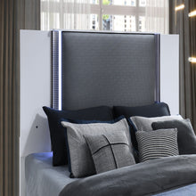 Load image into Gallery viewer, Moon - Bed & LED Accent Lighting