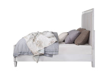 Load image into Gallery viewer, Katia - Upholstered Bed