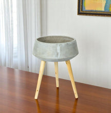 Load image into Gallery viewer, Round Pot Planter With Stand - Gray