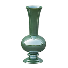 Load image into Gallery viewer, Round Table Vase - Hunter Green