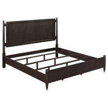 Load image into Gallery viewer, Niguel - Queen Size 4 Poster Bed With Finials, Floating Headboard - Brown