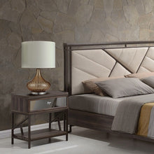 Load image into Gallery viewer, Textured Glass Table Lamp - Clear Brown