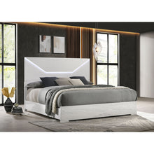 Load image into Gallery viewer, Pierce - Panel Bed LED Headboard