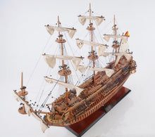 Load image into Gallery viewer, Hand Painted Boat (401986) - Brown