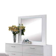 Load image into Gallery viewer, Lorimar - Mirror - White
