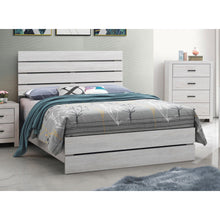Load image into Gallery viewer, Slatted Headboard Panel Bed