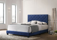 Load image into Gallery viewer, Luxurious Upholstered Bed