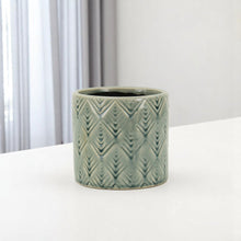 Load image into Gallery viewer, Geometric Round Pot Planter (487426) - Green