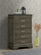 Load image into Gallery viewer, Louis Phillipe - Traditional Style Storage Chest Elegant