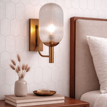 Load image into Gallery viewer, Dewdrop - Wall Lamp - Transparent