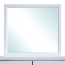 Load image into Gallery viewer, Glasgow - Mirror With Minimalist Design And Low Distortion Glass