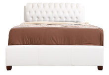 Load image into Gallery viewer, Tufted Upholstered Bed