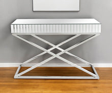 Load image into Gallery viewer, 47" Mirrored Glass Console Table - Silver