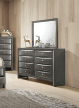 Load image into Gallery viewer, Ireland - Elegant Design Chest