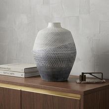 Load image into Gallery viewer, Ombre Round Table Vase (729963) - Gray / White