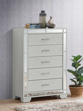 Load image into Gallery viewer, Madison - Chest - Silver Champagne
