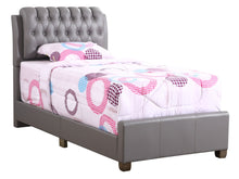 Load image into Gallery viewer, Tufted Upholstered Bed