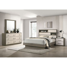 Load image into Gallery viewer, 4 Piece Queen Bedroom Set With Built In Storage And Mirror - Oak