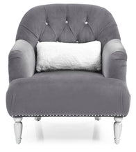 Load image into Gallery viewer, Elegant Traditional Armchair