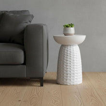 Load image into Gallery viewer, 18" Solid Wood Round End Table - White