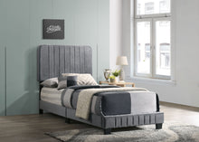 Load image into Gallery viewer, Channel Tufted Bed