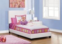 Load image into Gallery viewer, Bed, Upholstered, Transitional