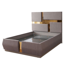 Load image into Gallery viewer, Lorenzo - Tufted Upholstered Bed