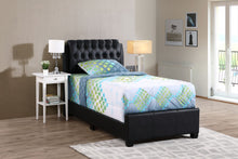 Load image into Gallery viewer, Tufted Upholstered Bed