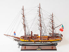 Load image into Gallery viewer, Hand Painted Boat Model Boat - Light Brown