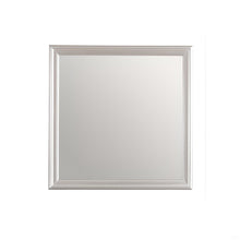Load image into Gallery viewer, Traditional Wall Mirror For Any Space