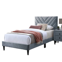 Load image into Gallery viewer, Bed Set With Adjustable Headboard
