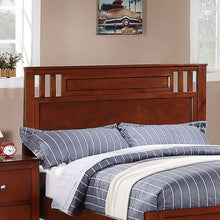 Load image into Gallery viewer, Simple Frame With Headboard And Vertical Carved Design