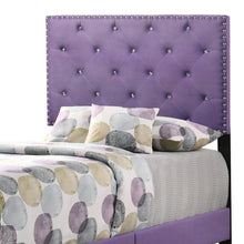 Load image into Gallery viewer, Luxurious Upholstered Bed