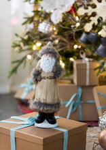 Load image into Gallery viewer, Christmas Gnomes Decorations, Christmas Table Home Ornaments For Holiday Party Gifts (Set of 2) - Beige / White