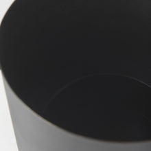 Load image into Gallery viewer, Round Table Vase (729958) - Black
