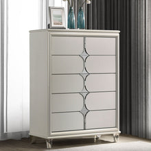 Load image into Gallery viewer, Gwendolyn - 5 Drawer Bedroom Chest Of Drawers - White
