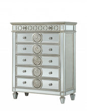 Load image into Gallery viewer, Wood Chest - Mirrored
