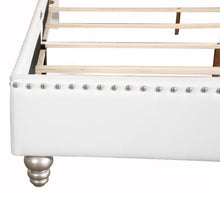 Load image into Gallery viewer, Elegant Transitional Upholstered Bed
